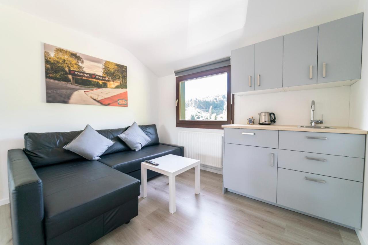 אדנאו North Loop Rooms מראה חיצוני תמונה